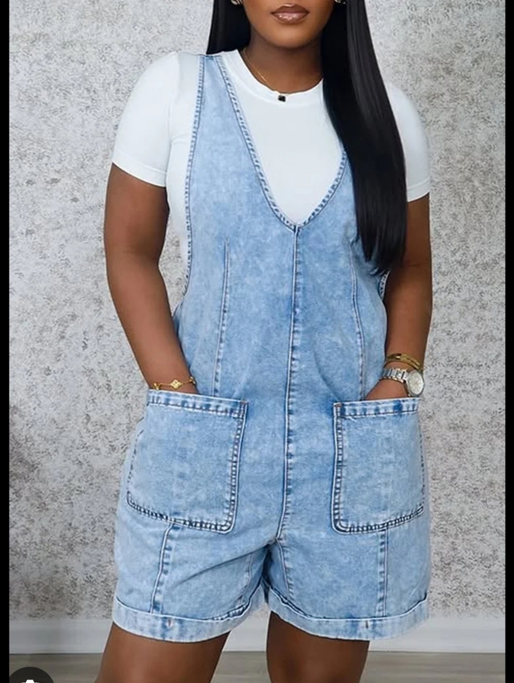 New in Folded Hem, Vintage Washed, Denim Short Overalls Patch Pockets Sz Medium